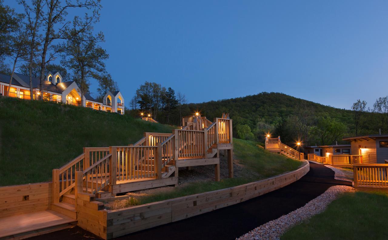 Iris Inn & Cabins เวย์นสโบโร ภายนอก รูปภาพ