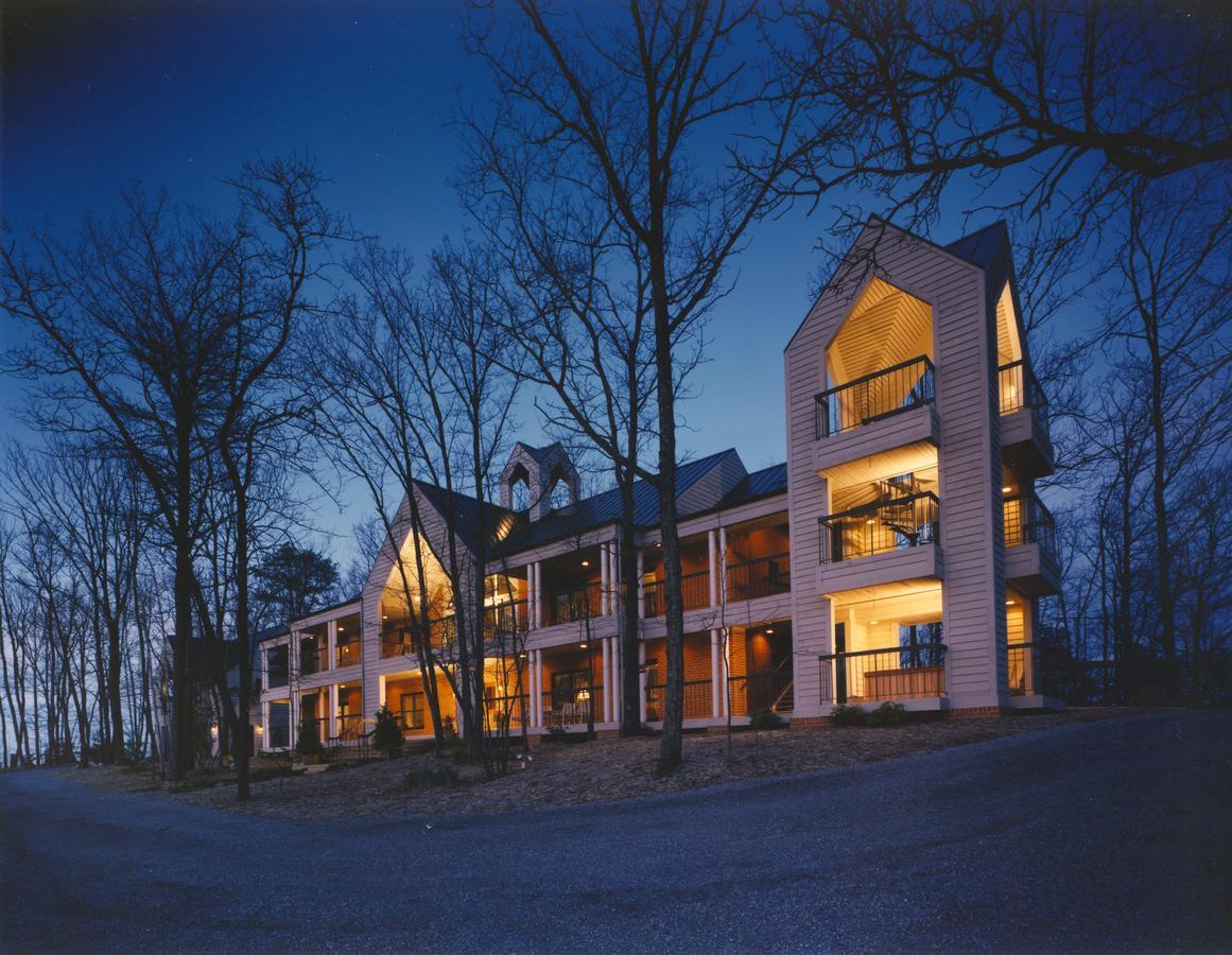 Iris Inn & Cabins เวย์นสโบโร ภายนอก รูปภาพ